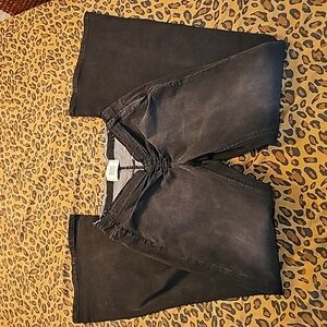 Never worn #UrbanOutfitters black wide leg BDG jeans